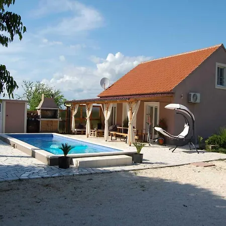 Casa vacanze Luca *